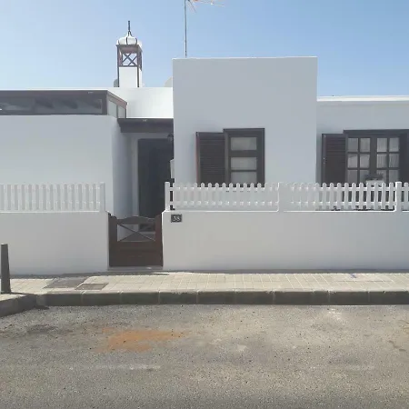 Roses * 푸에르토 델 카르멘