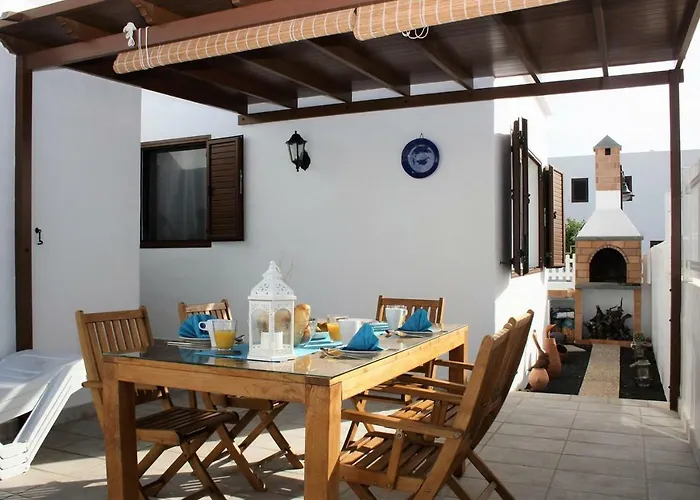 Roses Вилла Пуэрто дель Кармен